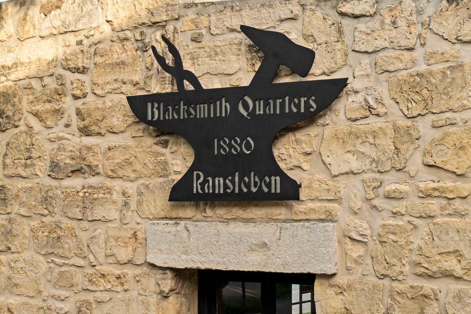 Blacksmith Quarters 弗雷德里克斯堡 外观 照片
